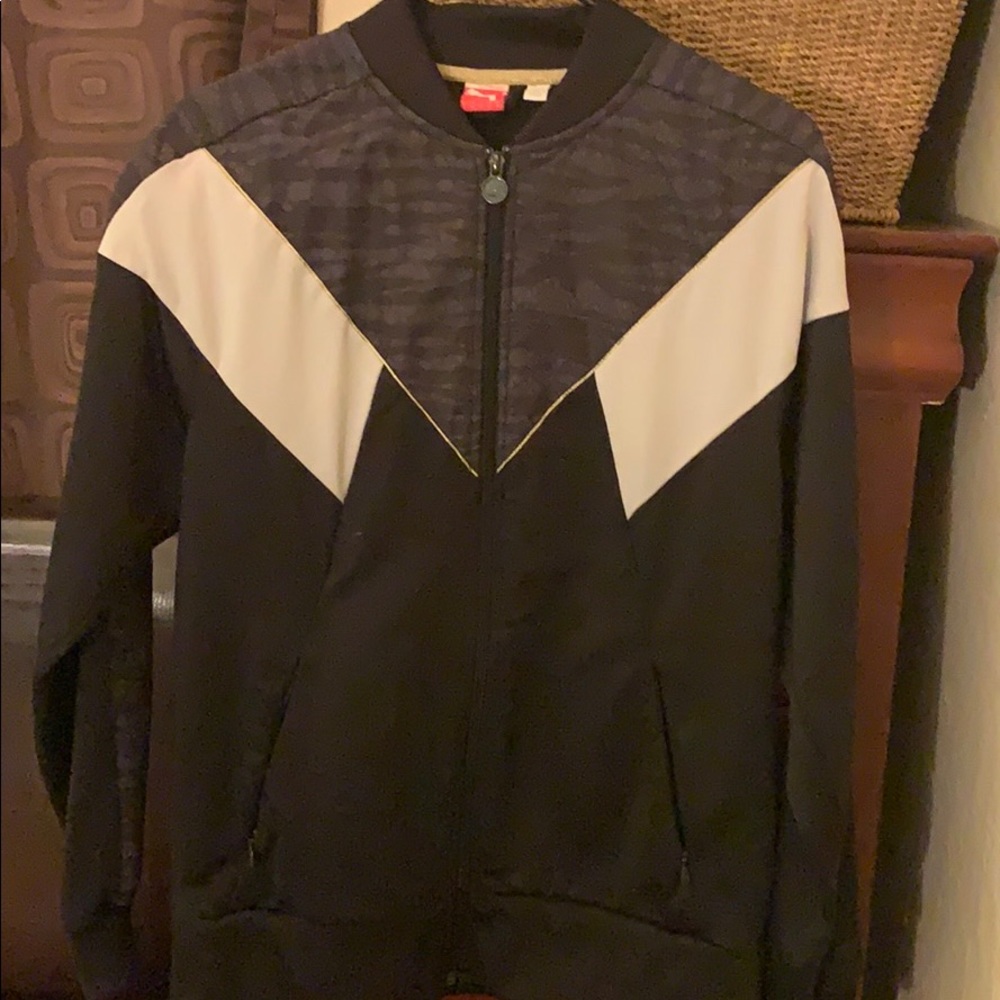 Puma jacket - Picture 1 of 5